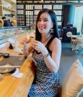 Emma 35 ans Bangkok Thaïlande