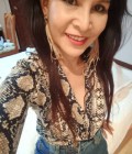 Neena 52 ans Nawa District Thaïlande