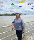 Suzi 61 ans Center Thaïlande