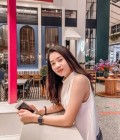 Iris 22 Jahre Chiang Mai Thailand