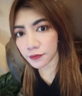 Nadia 30 ans Bangkok Thaïlande