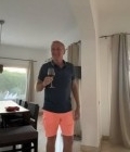 Philippe 53 ans Uccle Belgique