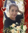 Phavika 47 ans Prachinburi Thaïlande