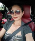 Tanittha 42 Jahre Phon Thailand