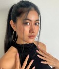 Intira 32 ans Bangkok Thaïlande