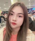 Namfon 25 ans Huahin Thaïlande