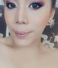 Bedisa 37 Jahre Bangkok Thailand