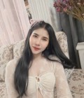 Aranya 30 ans Udon Thani  Thaïlande