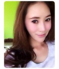 Amara 35 Jahre Chiang Mai Thailand