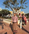 Namjai 56 Jahre Nakhon Thailand