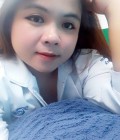 Alisa 32 Jahre Samut Sakhon Thailand