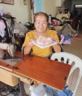 Lynda 60 ans Phetchabun Thaïlande