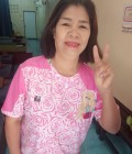 Dararat 56 ans Thai Thaïlande