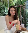 Pim 34 ans Bangkok Thaïlande