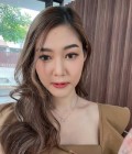 Lilia 34 ปี Bangkok ไทย