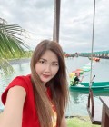 Venus 41 ans Chunburi Thaïlande