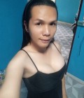 Poumpuy 35 ans Khon Karen  Thaïlande