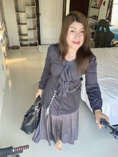 Rose 52 ans Loei  Thaïlande