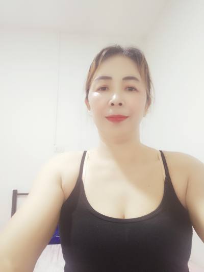 Salee 46 ans Pattaya Thaïlande