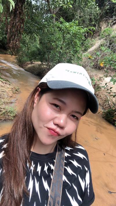 Fonnie 36 ans Nakhon Phanom Thaïlande