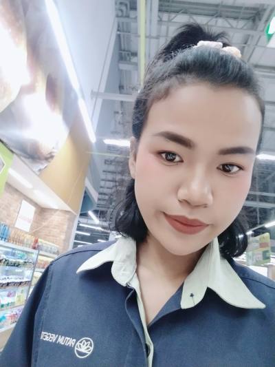 Nonthacha   23 ans Pathum Thani Thaïlande