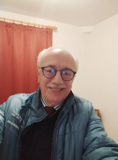 Jean-marc 75 ปี Saint Aignan  France