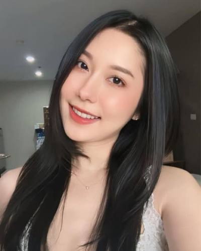 Mia 35 ans Bangkok Thaïlande