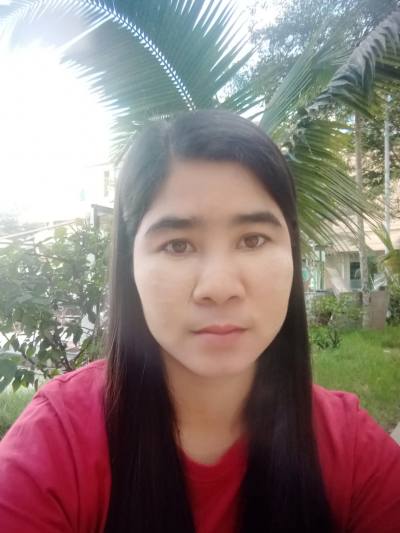 Amara 35 ans Mai Ai Thaïlande