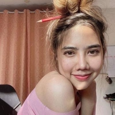 Ora 33 ans Chonburi City Thaïlande