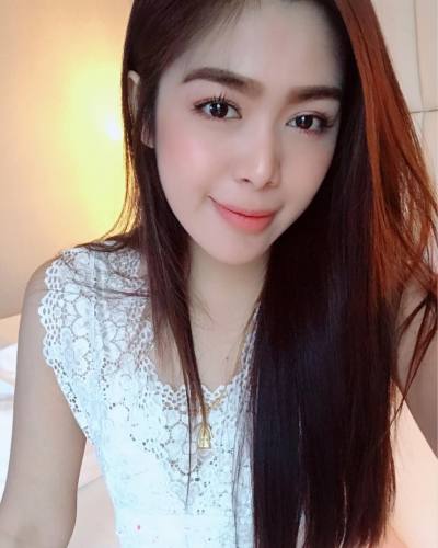 Amara 32 years Chiang Mai Thailand