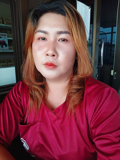 Alisa 35 ans Lomsak Thaïlande