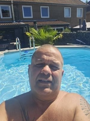 Pierre 58 ans Bouffioulx Belgique