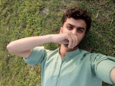 Adnan 20 ans Islamabad  Pakistan