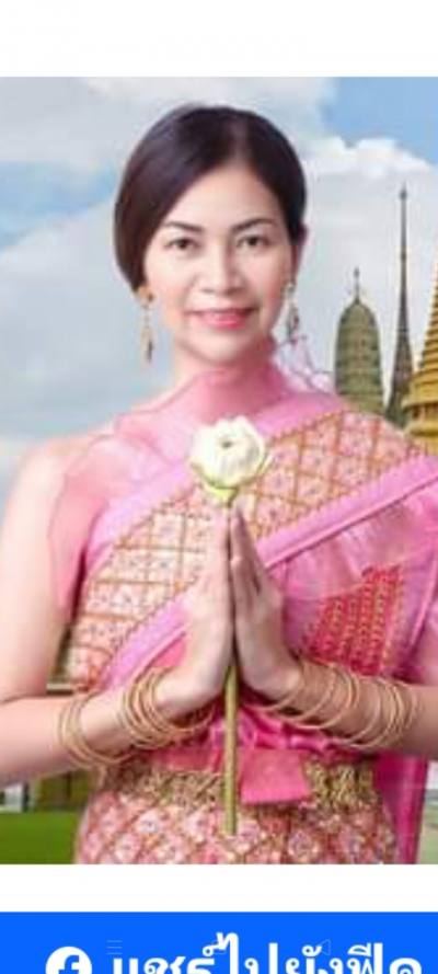 Jintana 62 Jahre Phanomphrai District Thailand