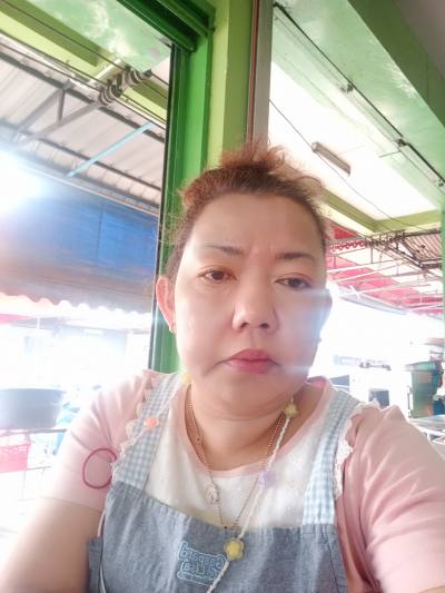 Yupadee 51 ans ลพบุรี Thaïlande