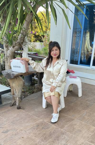 Phitcha 51 ans Loei Thaïlande