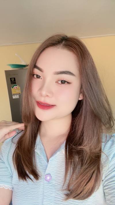 Namfon 25 ans Huahin Thaïlande