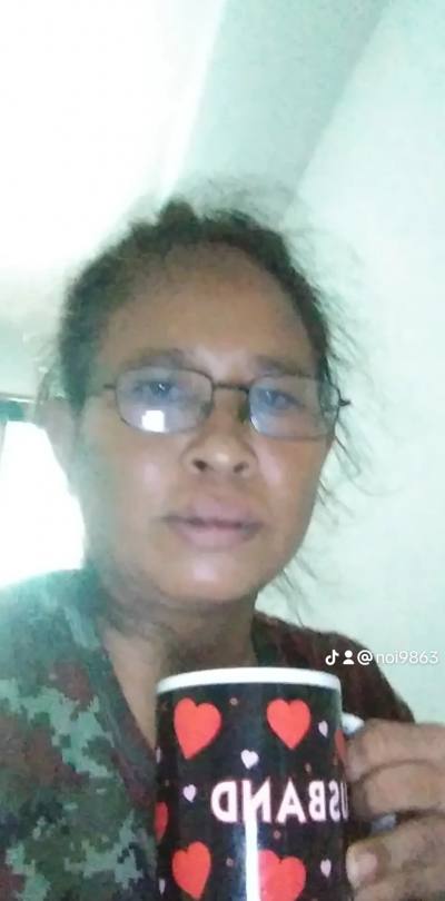 Sarinee 47 ans Phitosanulok  Thaïlande