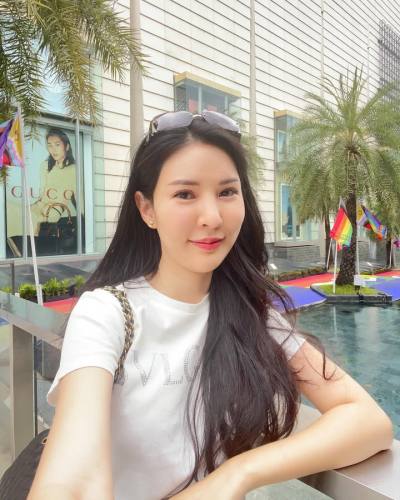 Alice 32 ans Bangkok Thaïlande