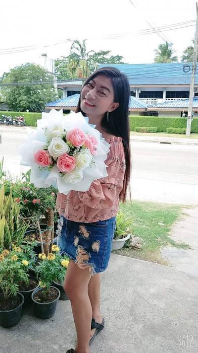 Farah 34 ans Kalasin  Thaïlande