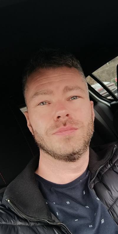 Vincent 46 ans LiÈge  Belgique