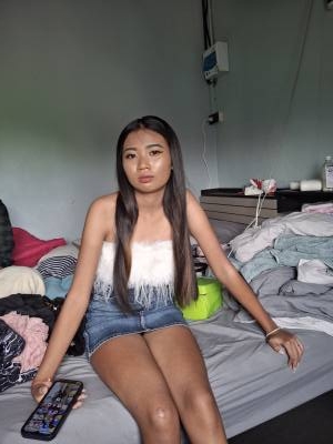 Parichat 18 ans Nakhon Ratchasima Thaïlande