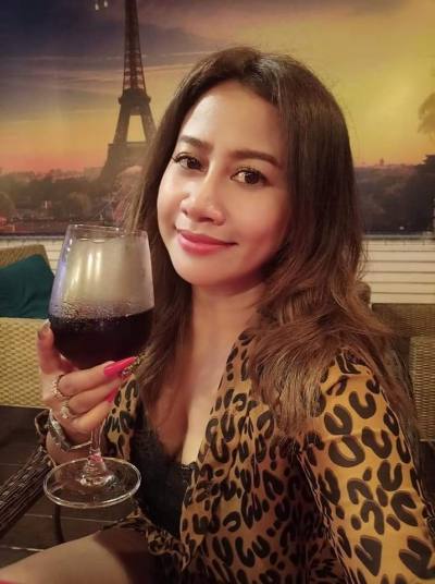 Alisa 41 ans Prakhonchai  Thaïlande