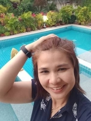 Nickki 41 years Hua Hin Thailand