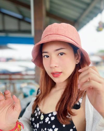 Chariya 33 Jahre Bangkon Thailand