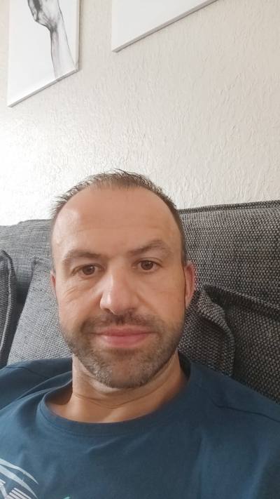 Thomas 42 ans Mons Belgique