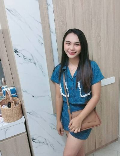 Laddawan 26 ans Bangkok Thaïlande