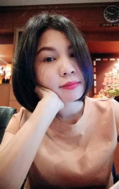 Pattha 38 ans Khonkaen Thaïlande