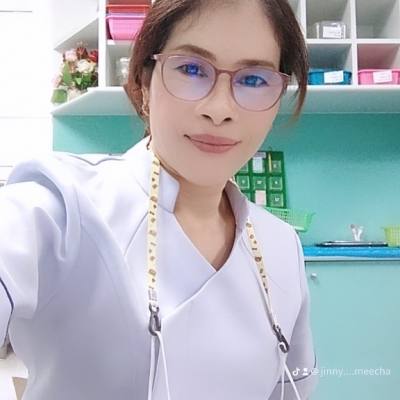 Jinny 47 Jahre Samutprakan  Thailand