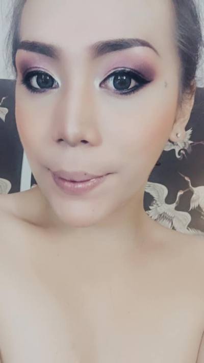 Bedisa 37 Jahre Bangkok Thailand